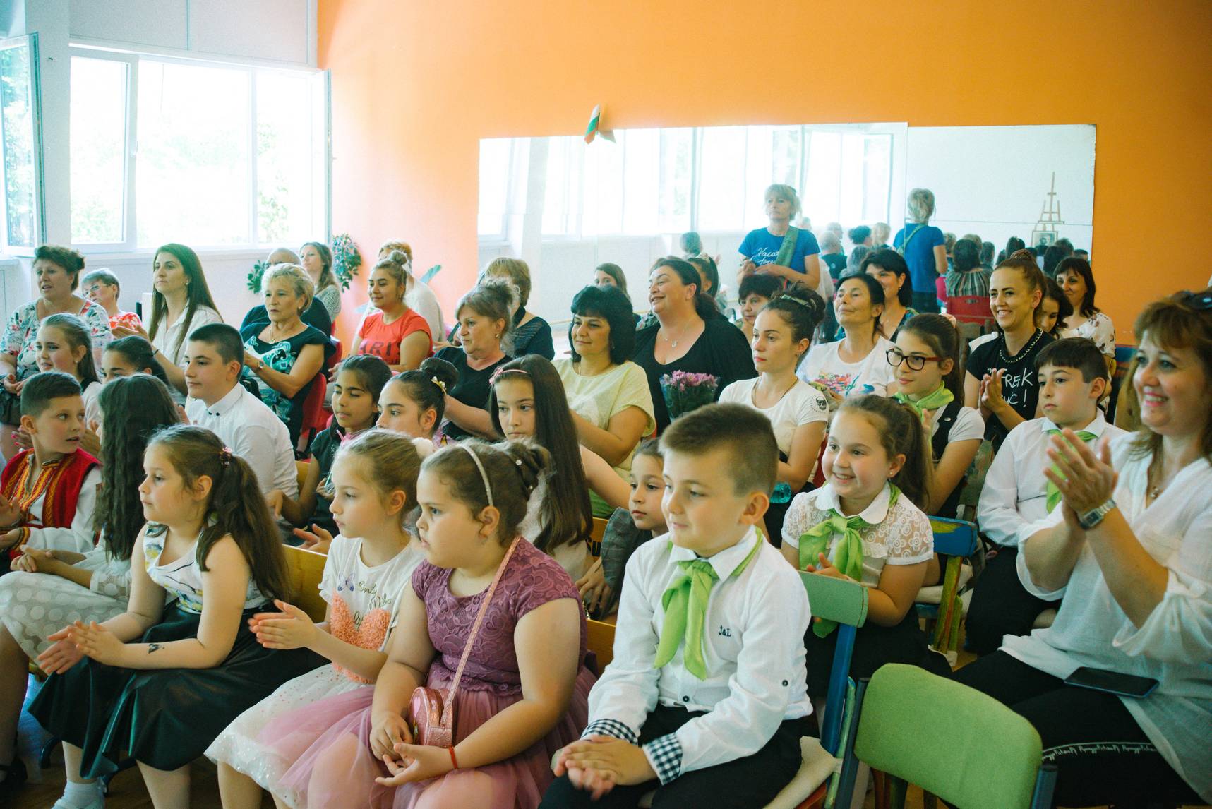 Приключи Вторият общински детски конкурс рецитал на Вазови творби в Мездра 